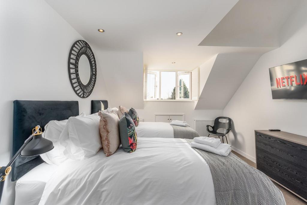 Castle Townhouse Kenilworth - Private Parking - 24 Hr Gym Access - Town Centre Appartement Buitenkant foto