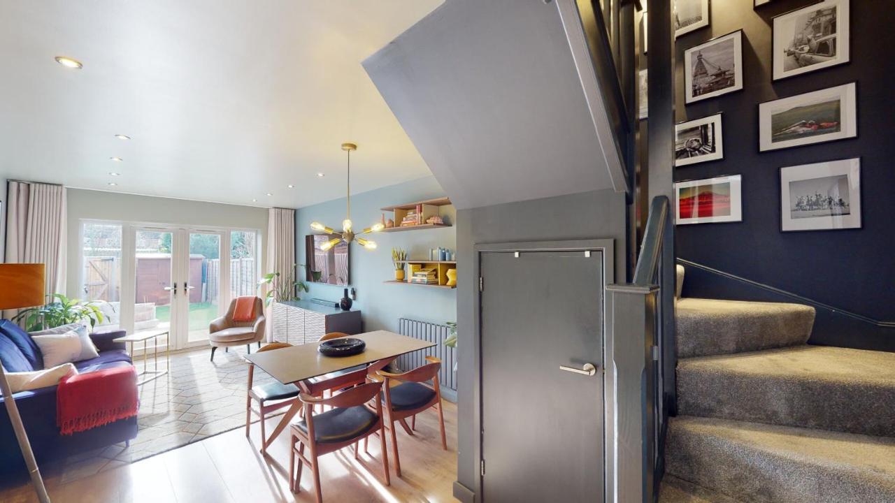 Castle Townhouse Kenilworth - Private Parking - 24 Hr Gym Access - Town Centre Appartement Buitenkant foto