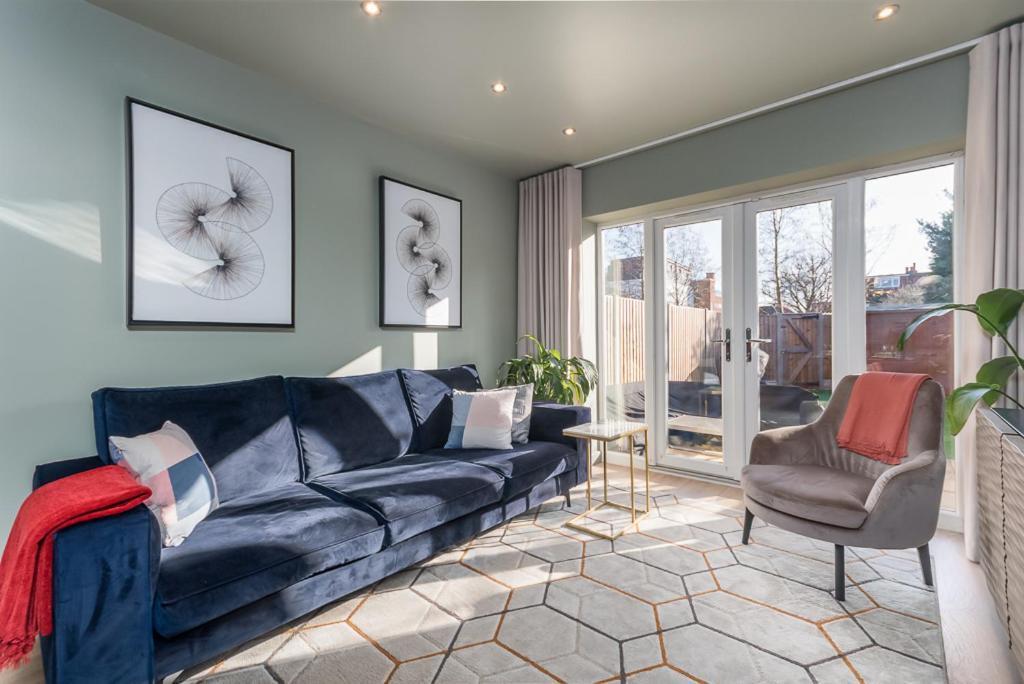 Castle Townhouse Kenilworth - Private Parking - 24 Hr Gym Access - Town Centre Appartement Buitenkant foto
