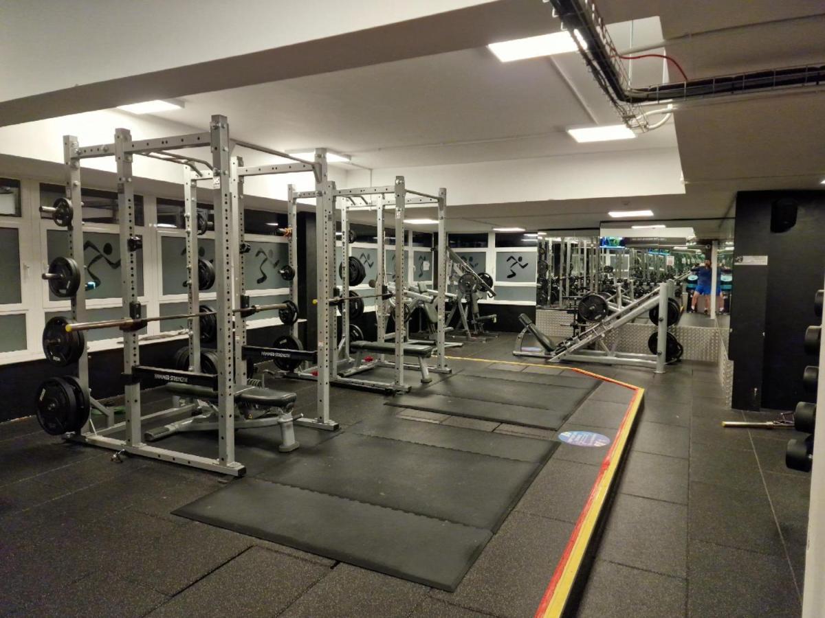 Castle Townhouse Kenilworth - Private Parking - 24 Hr Gym Access - Town Centre Appartement Buitenkant foto