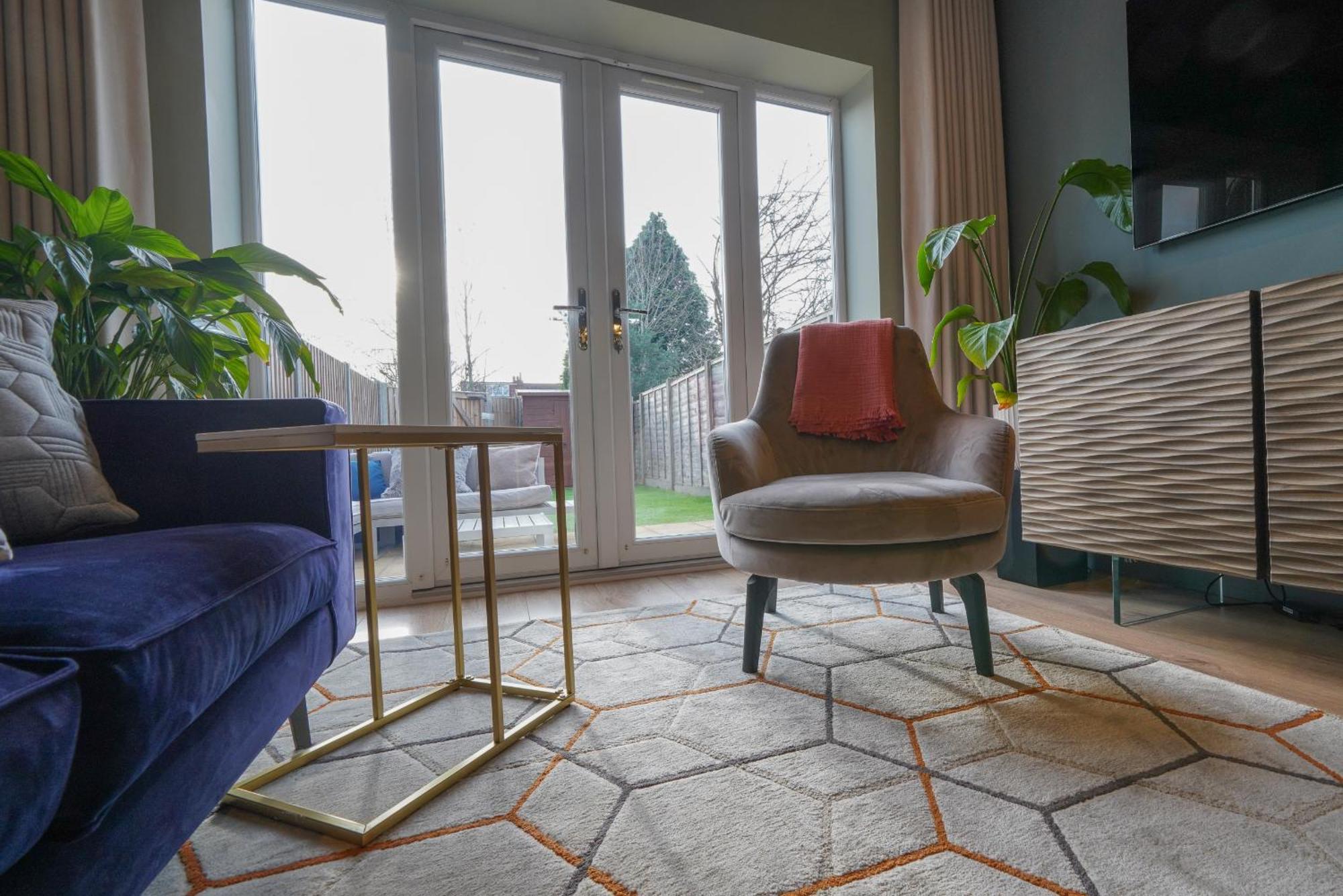Castle Townhouse Kenilworth - Private Parking - 24 Hr Gym Access - Town Centre Appartement Kamer foto