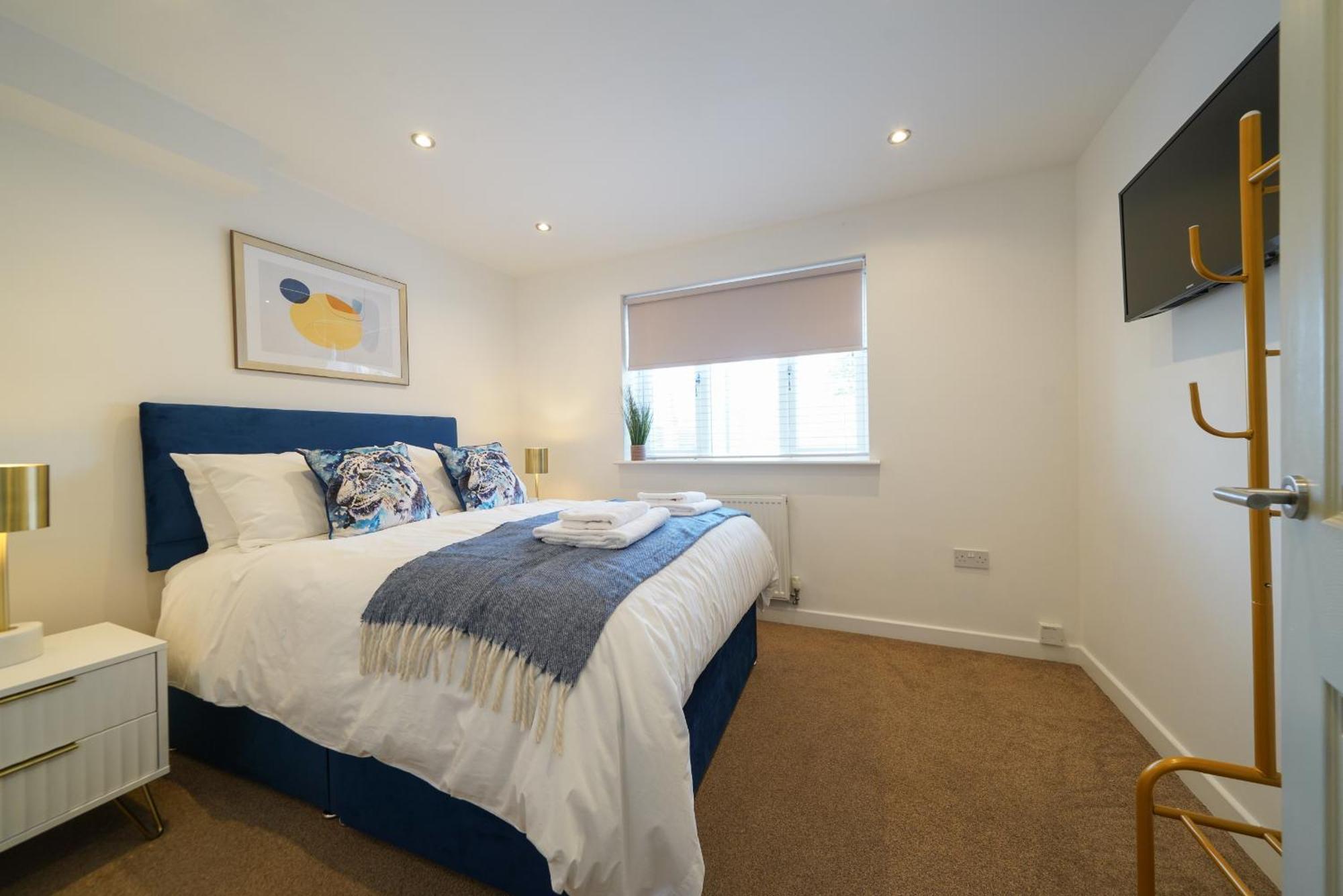 Castle Townhouse Kenilworth - Private Parking - 24 Hr Gym Access - Town Centre Appartement Kamer foto
